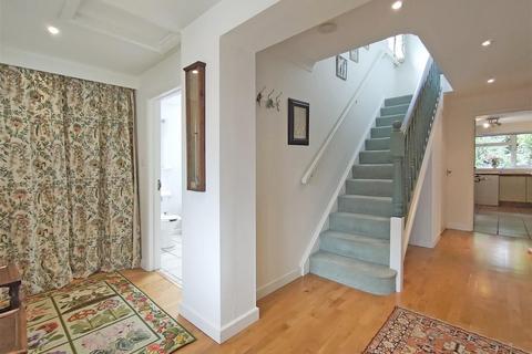 20 Bepton Close, Midhurst, GU29 9QR