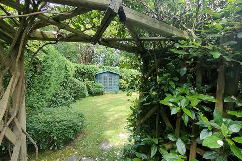 20 Bepton Close, Midhurst, GU29 9QR
