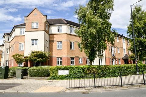 2 bedroom apartment for sale, Nairn Close, The Broadway