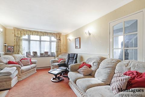 4 bedroom house for sale, Barnfield, Epping, CM16