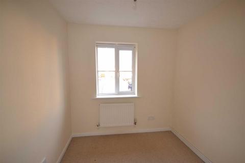 3 bedroom terraced house to rent, Olympic Way, Kettering NN15