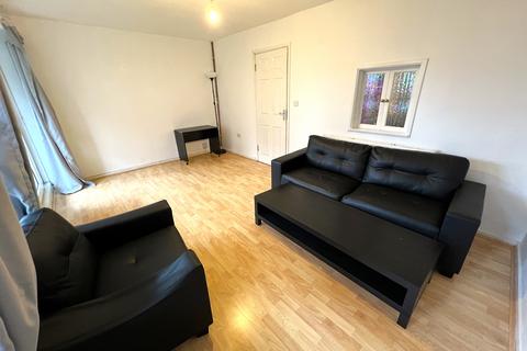 2 bedroom maisonette for sale, Eric Street, London E3