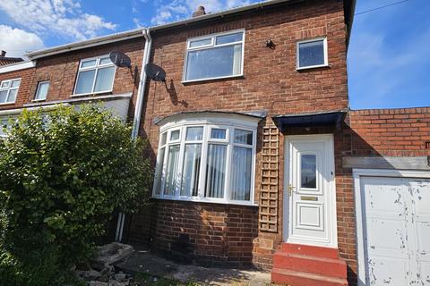 2 bedroom semi-detached house to rent, West Vallum, Newcastle upon Tyne NE15