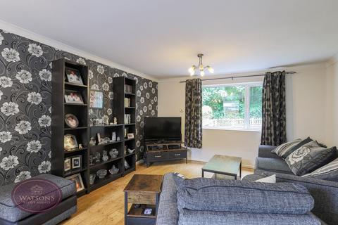 3 bedroom terraced house for sale, Spring Close, Watnall, Nottingham, NG16