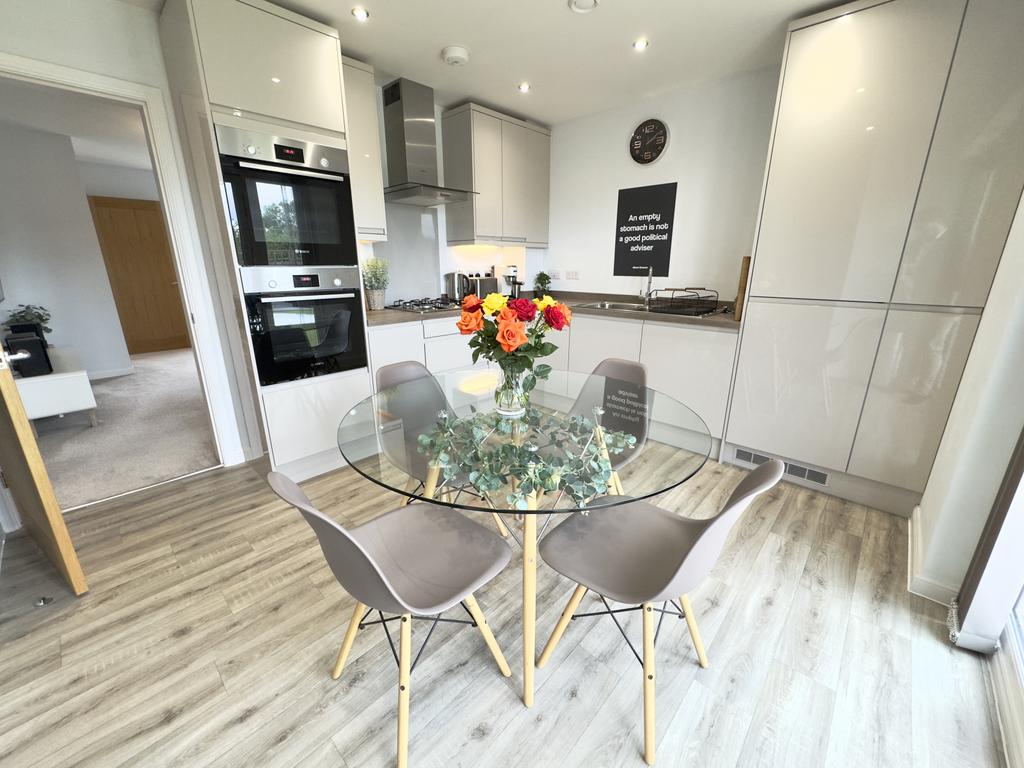 Kitchen Dining Area
