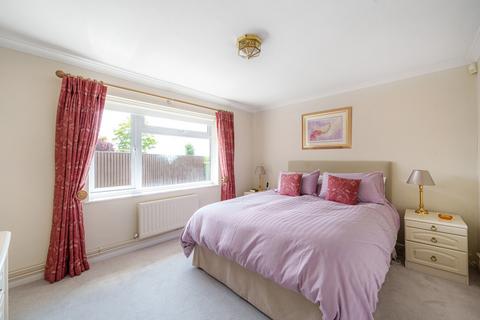 39 Berry Hill Crescent, Cirencester, GL7 2HF