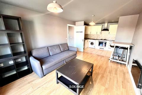 2 bedroom flat to rent, Holly Street, Town Centre, LU1 3DD