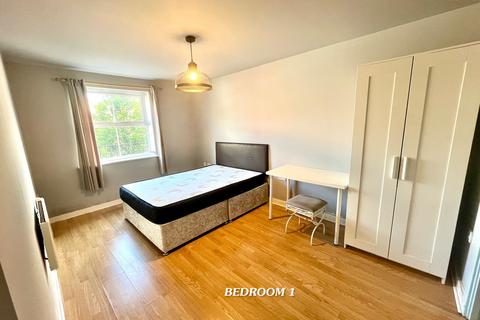 2 bedroom flat to rent, Holly Street, Town Centre, LU1 3DD