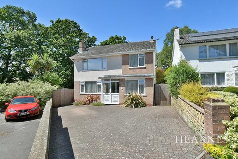 4 bedroom detached house for sale, Doveshill Gardens, Bournemouth, BH10