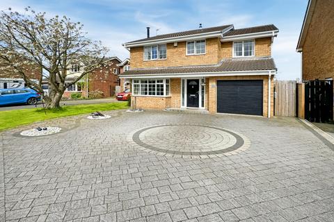 13 Courageous Close, Seaton Carew, Hartlepool, TS25 1EU