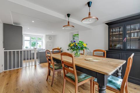 undefined, Hampton Court Road, East Molesey, Surrey, KT8