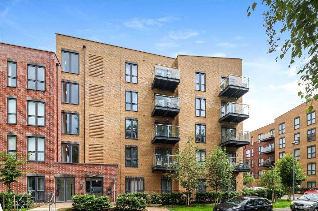 Regents House, Frogmore Road, Apsley... 1 bed flat for sale £280,000