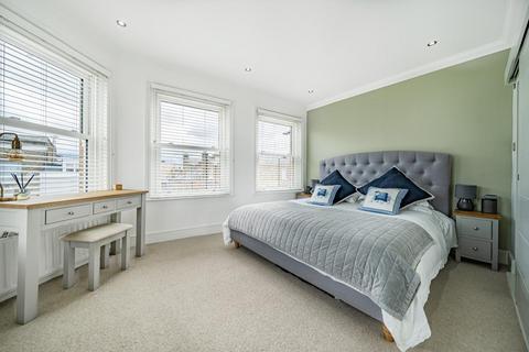 2 bedroom flat for sale, Lillie Road, Fulham