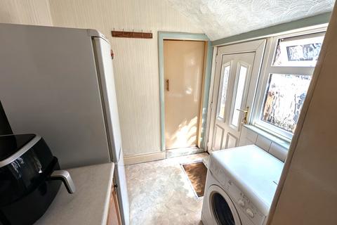 31 Lower North Avenue, Barnoldswick, BB18 6DP