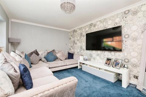 102 Asket Drive, Leeds, LS14 1HU