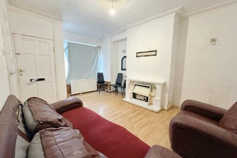 1 bedroom terraced house for sale, Sutherland Terrace, Leeds LS9