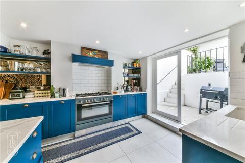 18 Sidney Square, London, E1 2EY