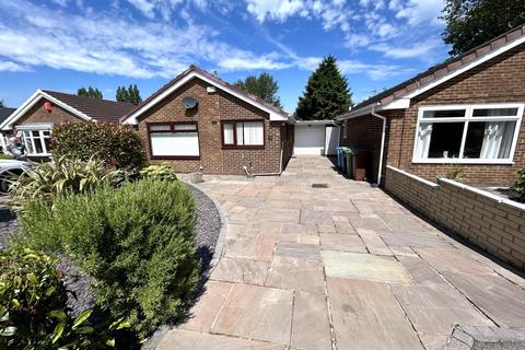 2 bedroom bungalow for sale, Ulverston Avenue, Oldham OL9