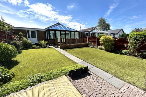 2 bedroom bungalow for sale, Ulverston Avenue, Oldham OL9