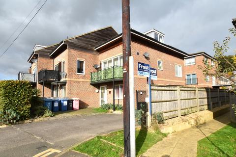 2 bedroom apartment for sale, Asheridge Road, Chesham, HP5