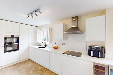 62 Borsdane Way, Westhoughton, Bolton, BL5 3FD