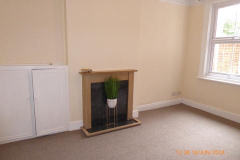 3 bedroom semi-detached house to rent, Bishop Street, Shrewsbury