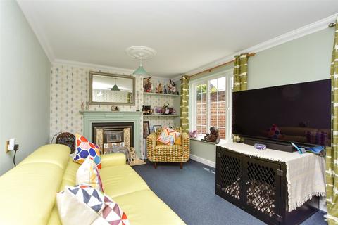 3 bedroom semi-detached house for sale, Brier Close, Chatham, Kent