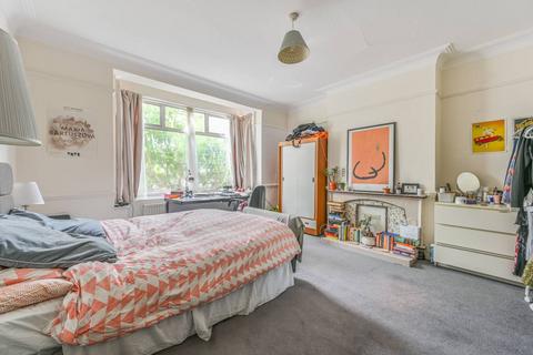 3 bedroom terraced house for sale, Fernside Road, Nightingale Triangle, London, SW12