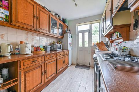 3 bedroom terraced house for sale, Fernside Road, Nightingale Triangle, London, SW12