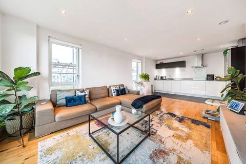 2 bedroom flat to rent, Oxborough House, 33 Eltringham Street, Wandsworth, London, SW18