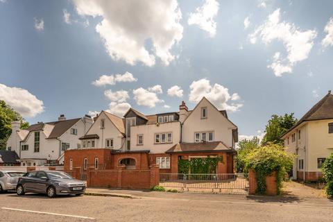 8 bedroom detached house for sale, Holcombe Road, Ilford, IG1