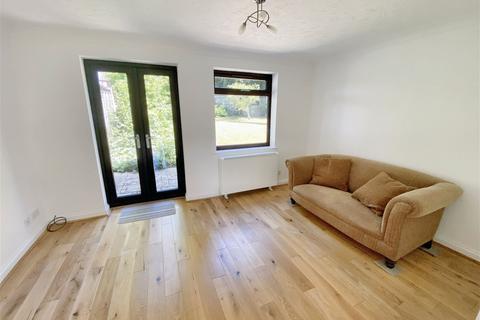 36 Brunel Close, Micheldever Station, Winchester, SO21 3BX