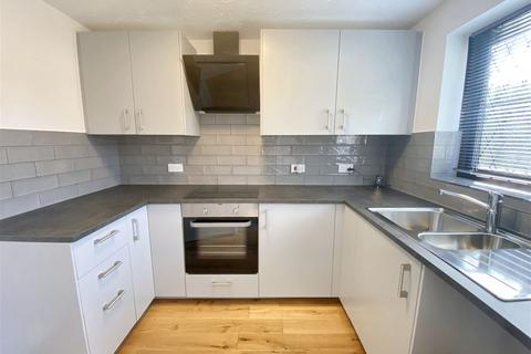 36 Brunel Close, Micheldever Station, Winchester, SO21 3BX