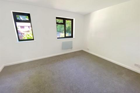 36 Brunel Close, Micheldever Station, Winchester, SO21 3BX