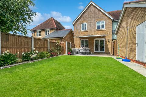 4 bedroom link detached house for sale, Granary Halt, Rayne, Braintree, CM77