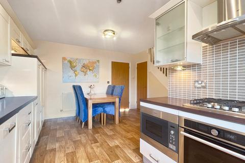 5 Granary Halt, Rayne, Braintree, CM77 6AB