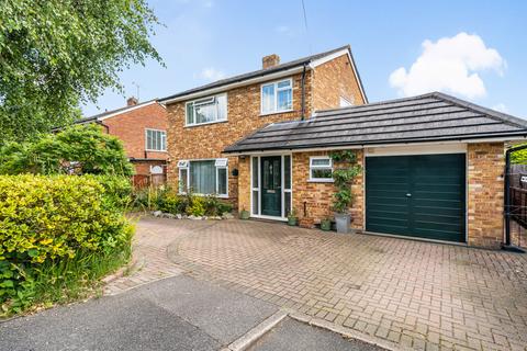 3 bedroom detached house for sale, The Crescent, Guildford, Surrey, GU2