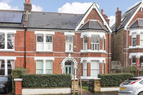 3 bedroom maisonette to rent, Rosendale Road, Dulwich, London, SE21