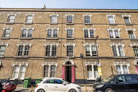 2 bedroom flat for sale, Crampton Street, Elephant and Castle, London, SE17