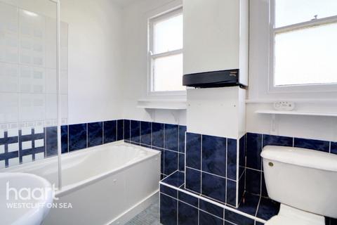 1 bedroom flat for sale, Kings Road, Westcliff-On-Sea