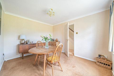 1 Lomond Close, Oakley, Basingstoke, RG23 7NA
