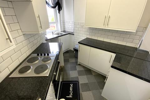 2 bedroom apartment to rent, Royston Road, Glasgow