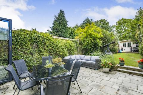 66 Aviemore Way, Beckenham, BR3 3RT