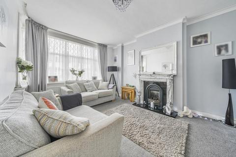 66 Aviemore Way, Beckenham, BR3 3RT