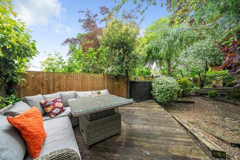 2 bedroom flat for sale, Gleneagle Road, Streatham