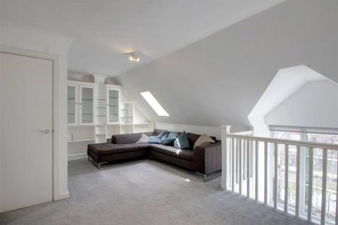3 bedroom maisonette to rent, Wharf Way, Hunton  Bridge, Kings Langley, WD4