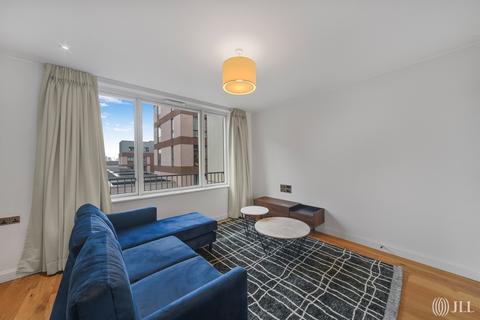 3 bedroom flat to rent, Carpet Street Sugar House Island E15