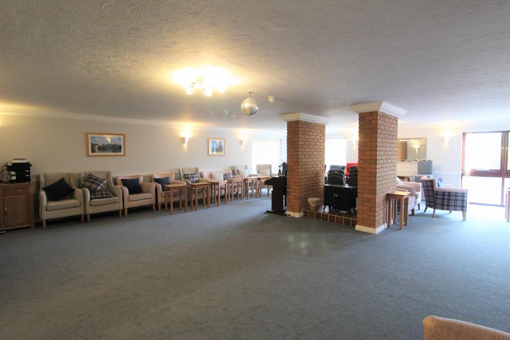 J Residents' Lounge.jpg
