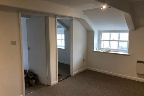 2 bedroom flat to rent, Hillside Gardens, South Street , Lostwithiel, PL22