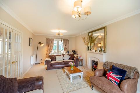 4 bedroom detached house for sale, Stable Close Finmere Buckingham, Buckinghamshire, MK18 4AD